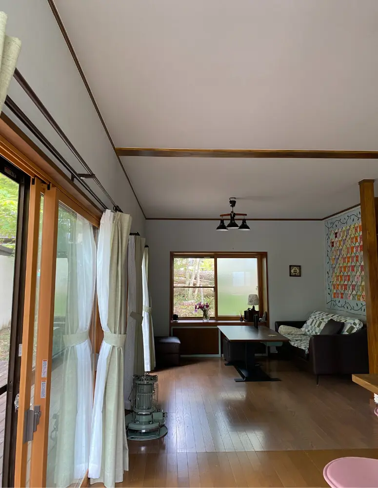 薪ストーブ納入前の部屋の様子