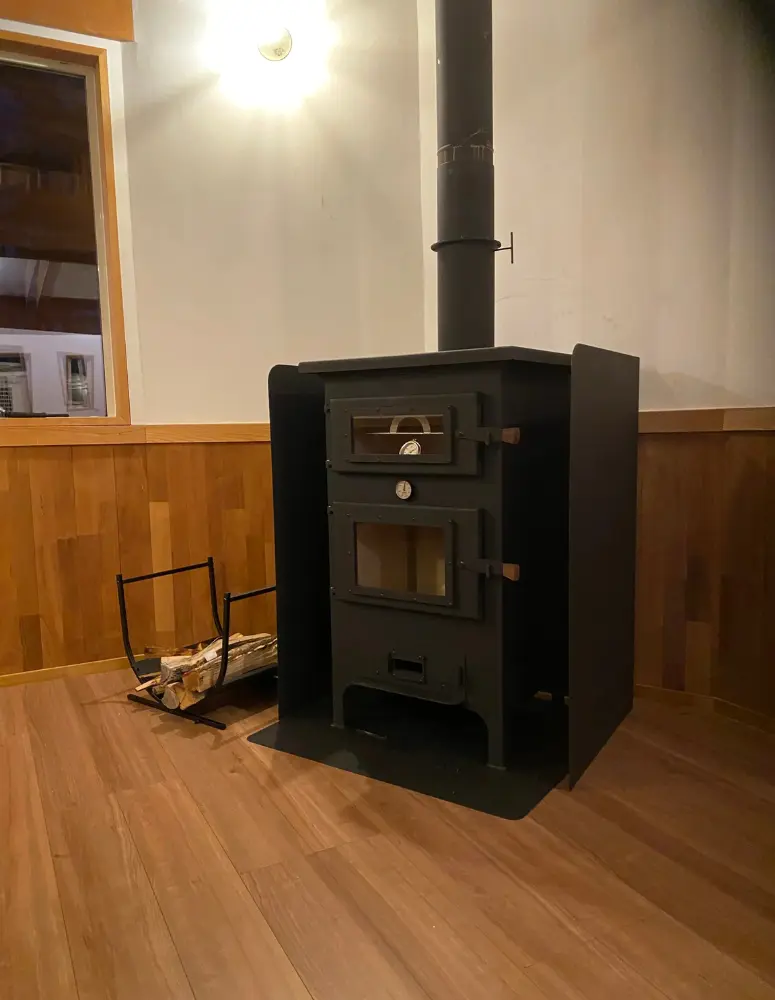 DC-600C薪ストーブ