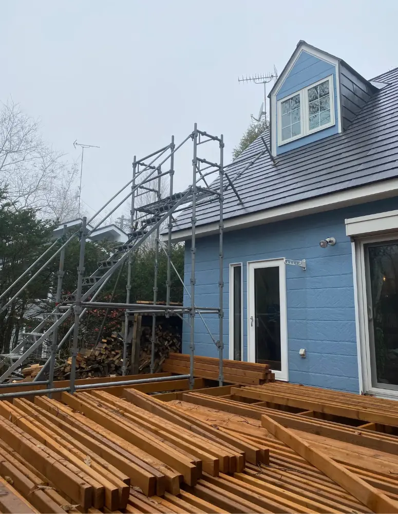 煙突施工の際の足場