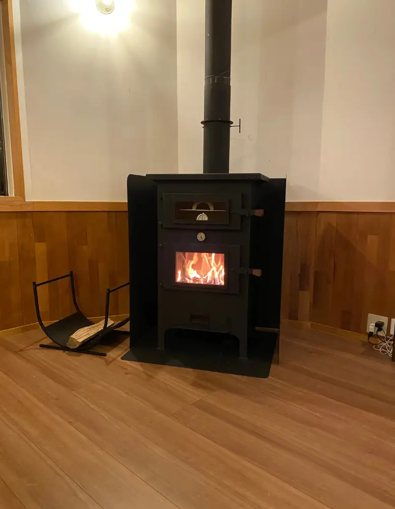 DC-600C薪ストーブ