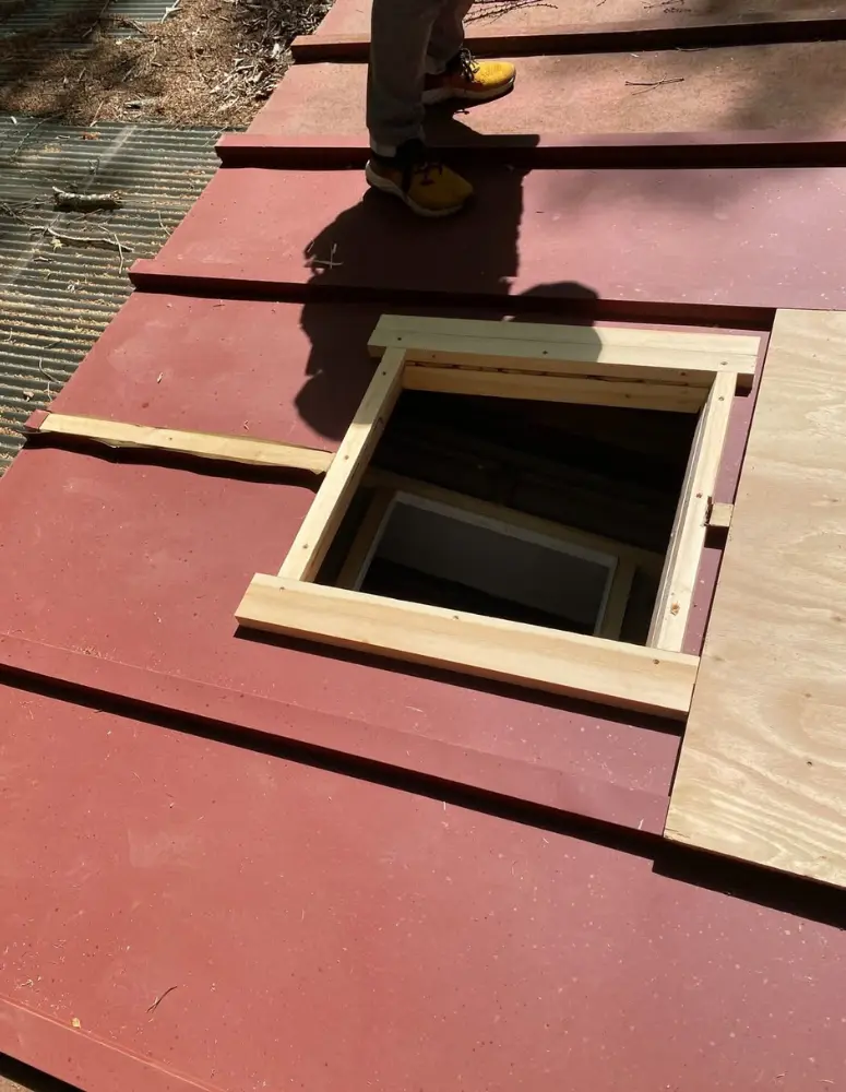 煙突施工の様子