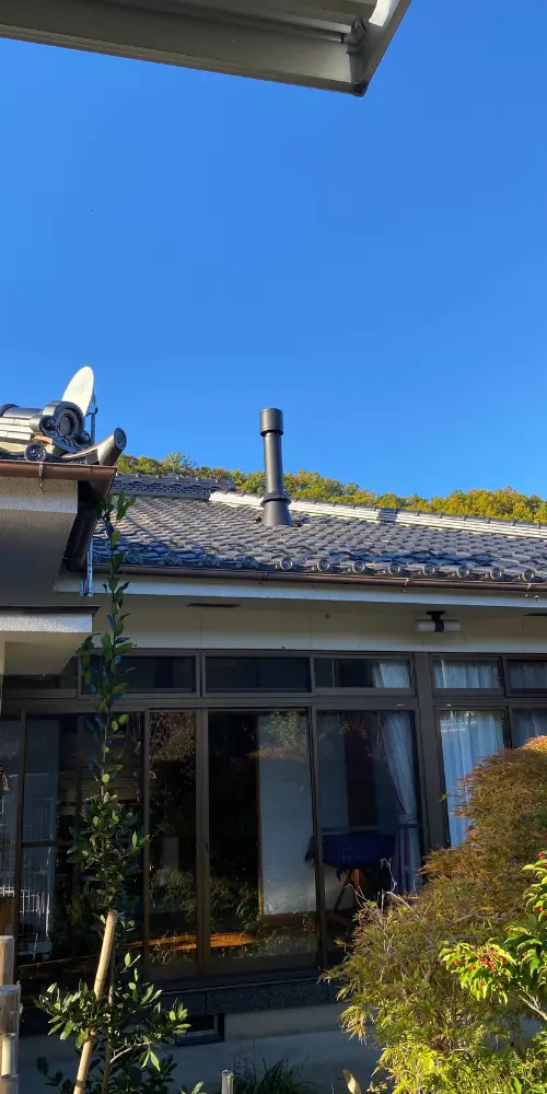 煙突施工の様子