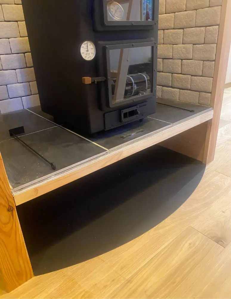 Dr.Craft作の薪置き場