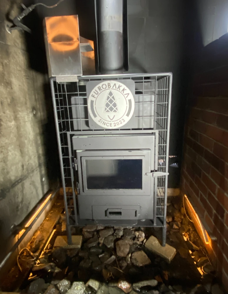 DC-SAUNA-Xの設置の様子